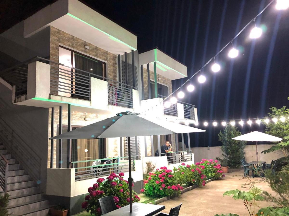 Apollo Plus Cottages Ureki Kültér fotó