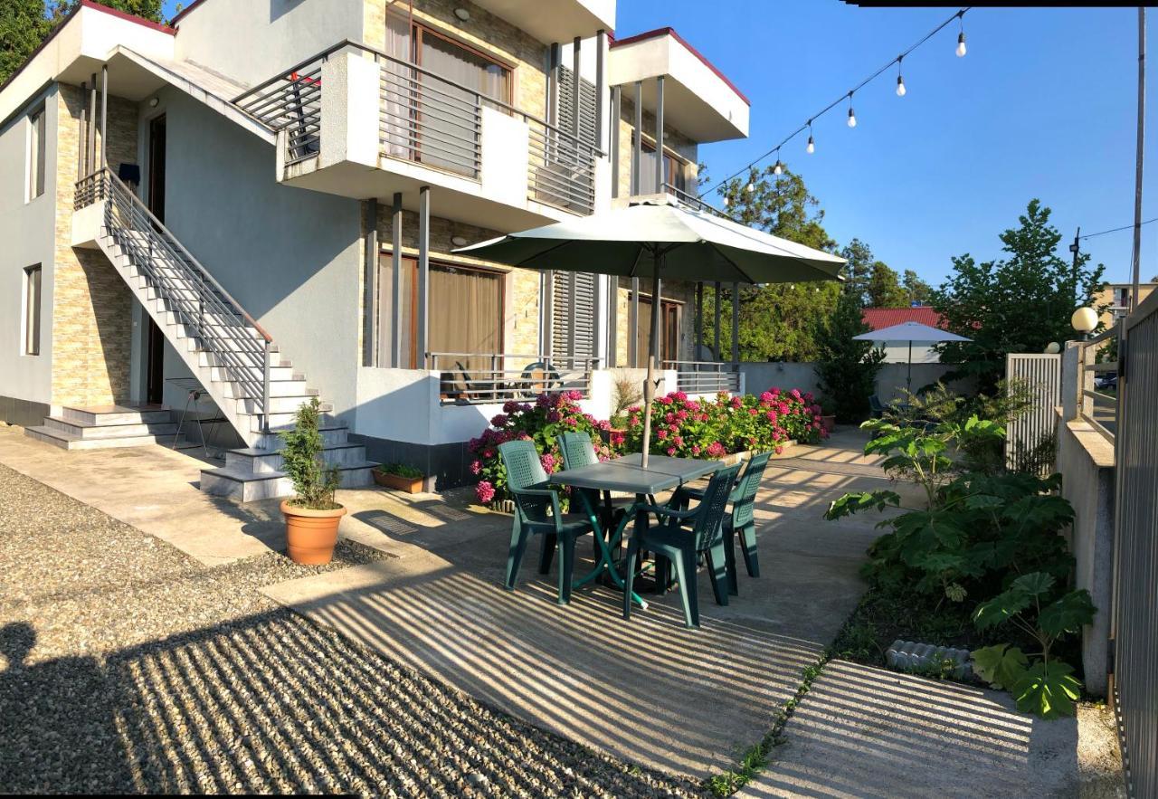Apollo Plus Cottages Ureki Kültér fotó