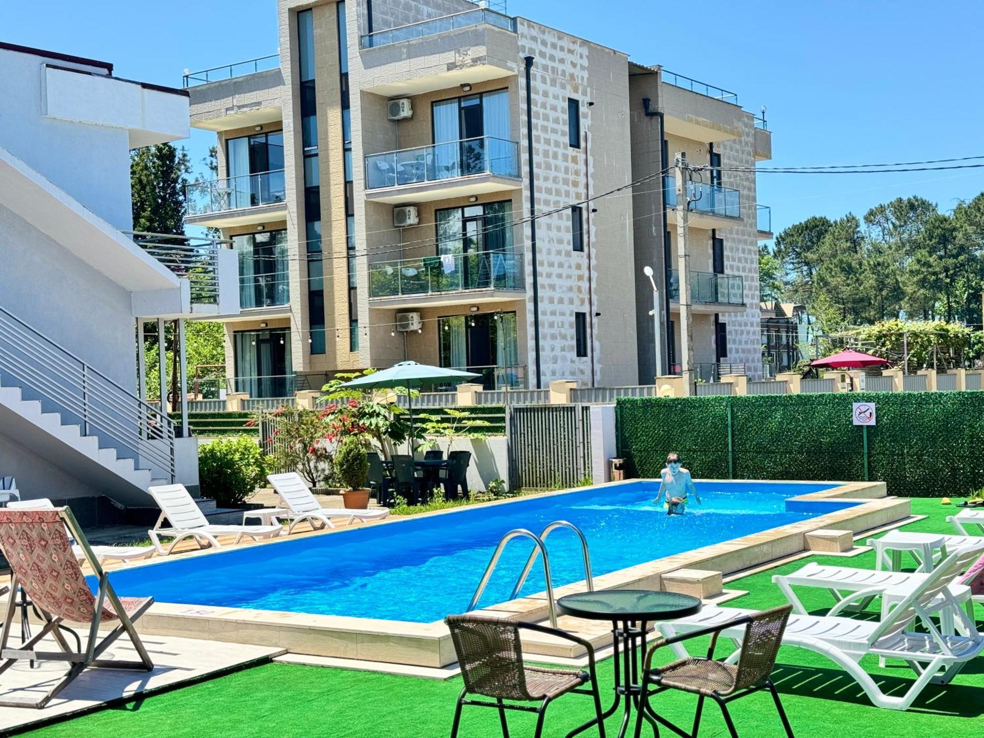 Apollo Plus Cottages Ureki Kültér fotó